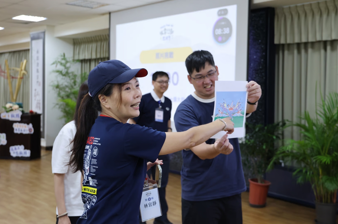 活動由慈濟年輕世代團隊自主規劃，號召18至45歲熱血青年投入，跳脫過往單向的課堂講授形式，打造全台罕見的「沉浸式大型避難實境模擬」。