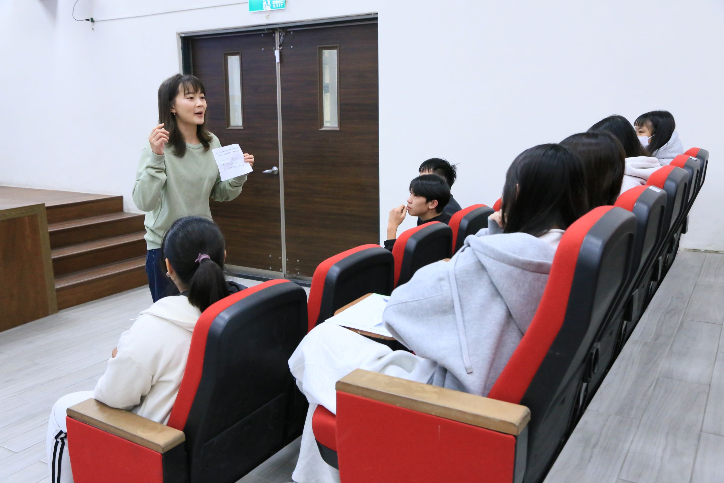 家扶為弱勢家庭的青年學子長期提供穩定支持與專業陪伴