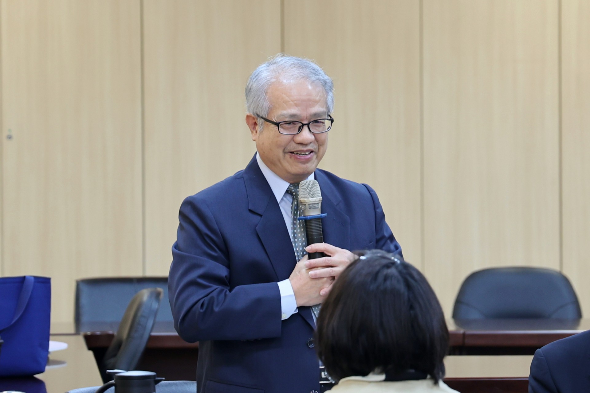 洪培根檢察長表示，醫院的驗傷與採證是司法偵查中關鍵的一環，若第一道防線未能妥善保留證據，後續偵查與審判將面臨極大的困境。透過交流可以讓雙方有機會了解彼此在兒少保護案件上的限制與努力，對於未來辦理相關案件將有實質幫助。