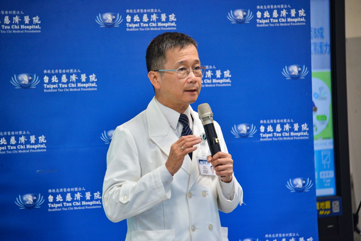 何景良副院長呼籲，糞便潛血檢查方式簡便，民眾應把握公費篩檢資源，並透過飲食習慣調整降低風險。