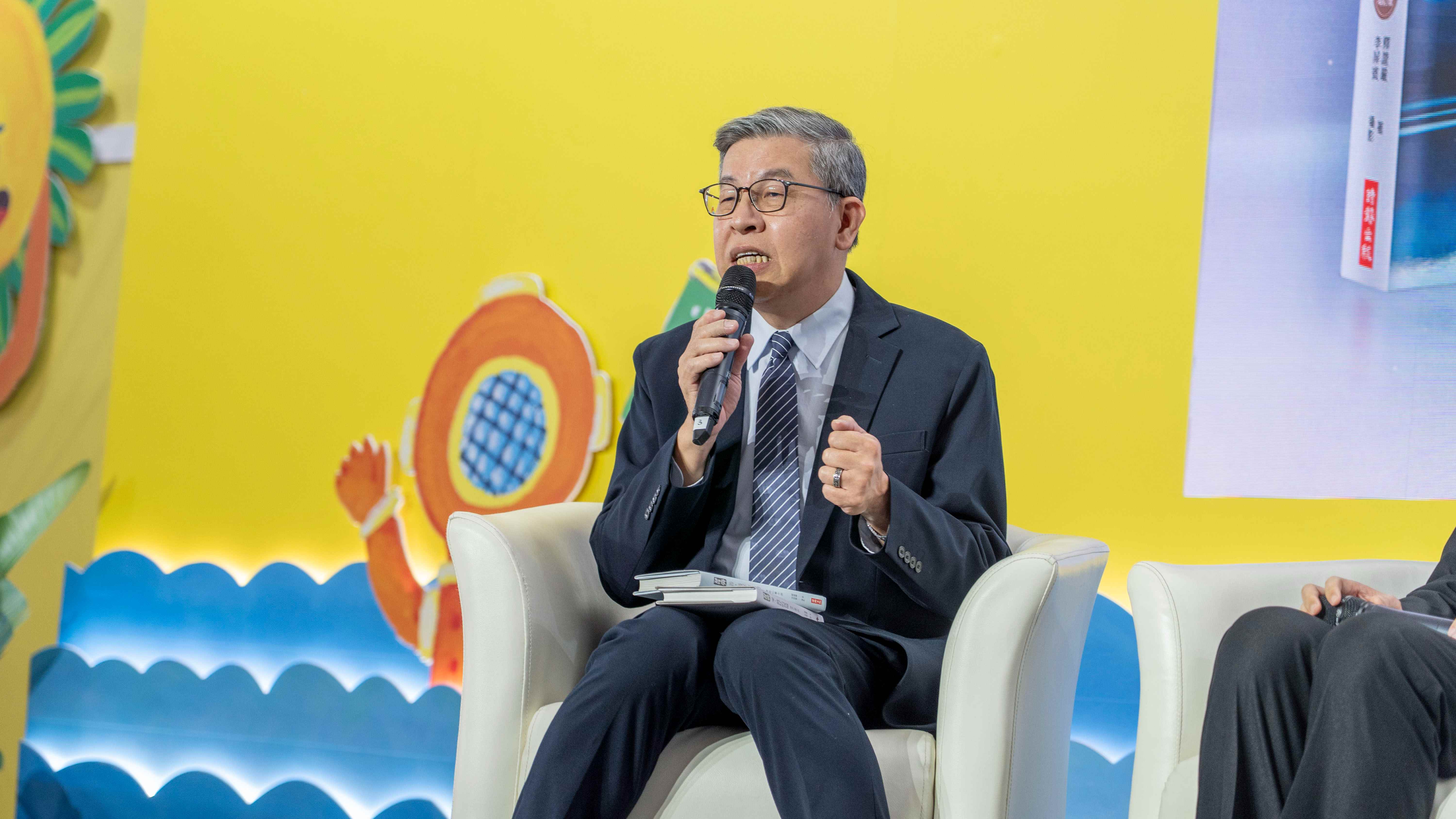 趙政岷回顧時報出版與靜思語的緣分，最早可回溯至高信疆先生時代所種下的善種子。