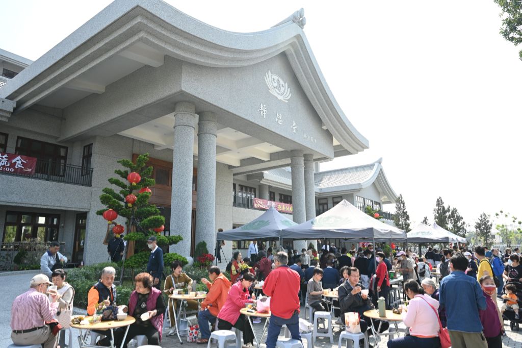 鳳山靜思堂2026丙午馬年迎新春,邀約左鄰右舍、親朋好友來走春歡聚。