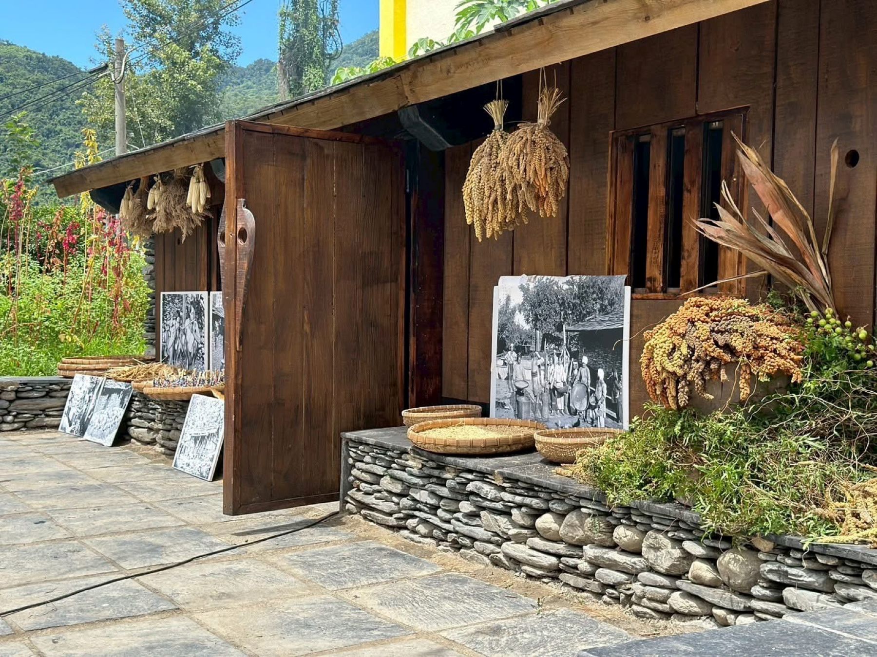 武陵國小完成布農傳統家屋串連老中青世代的文化記憶