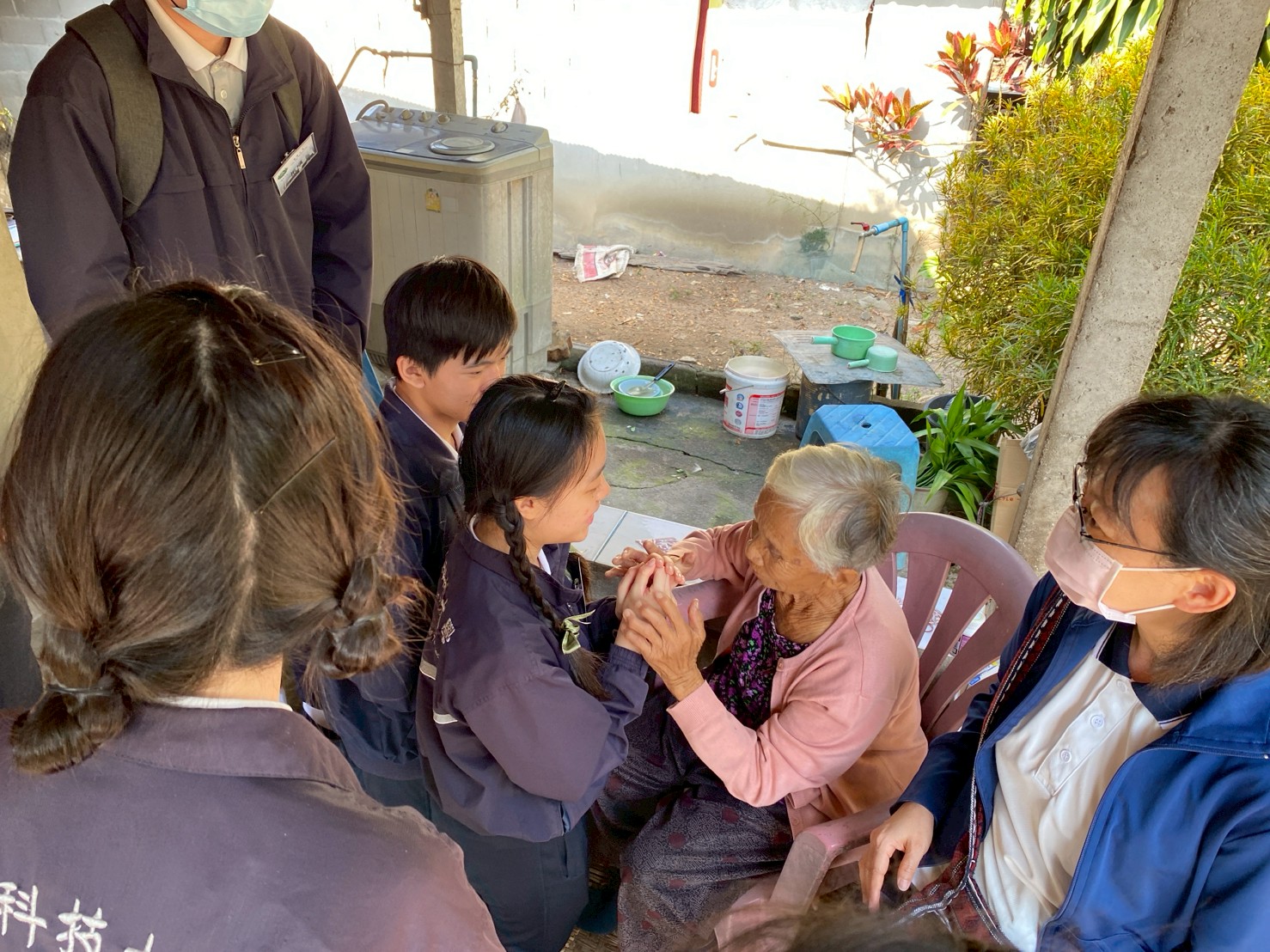 清邁感恩戶關還訪視。