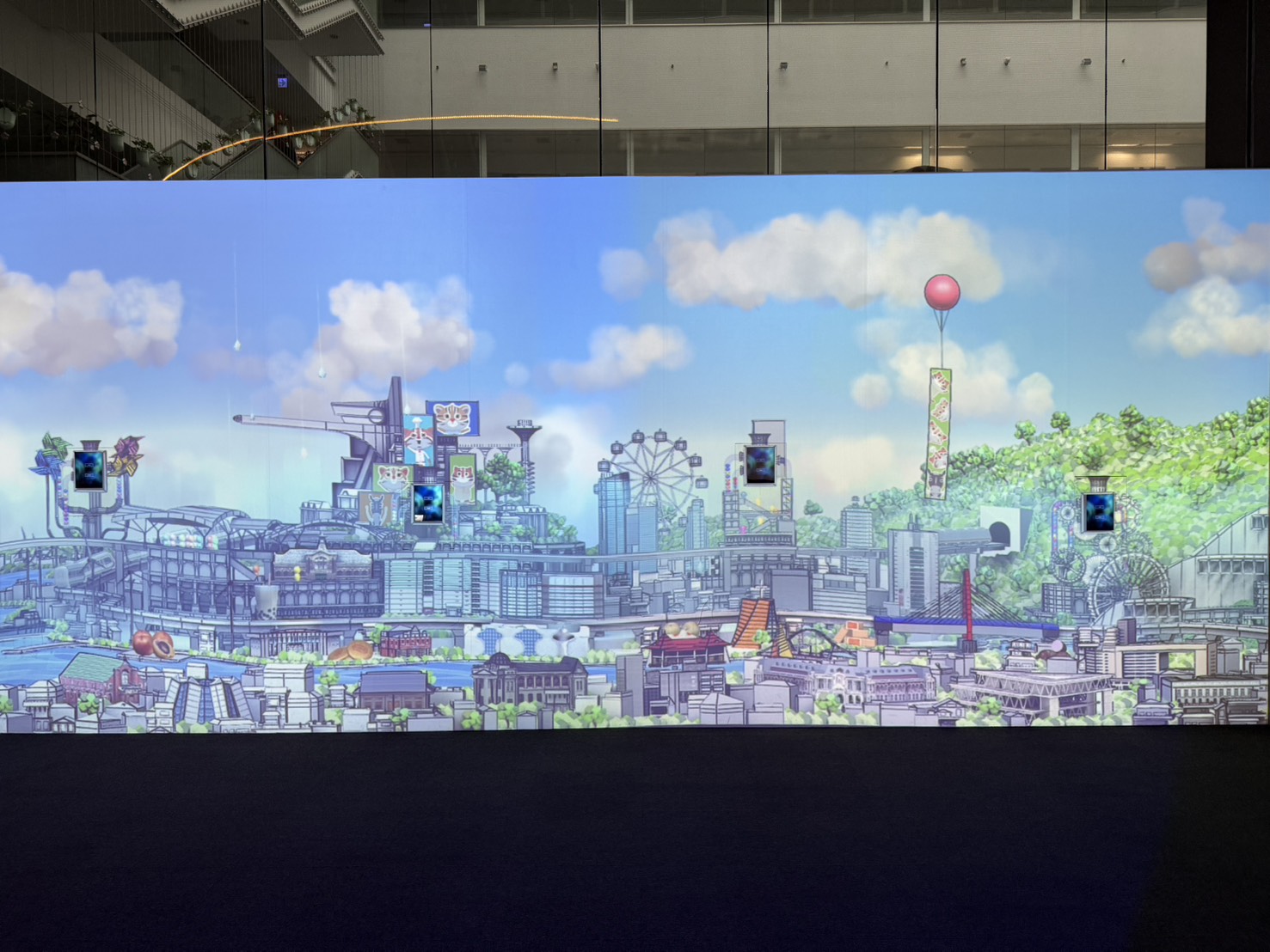 深受孩童喜歡的「城市造夢」，民眾能在服務台領取圖畫紙彩繪，並將作品投影至牆面互動。