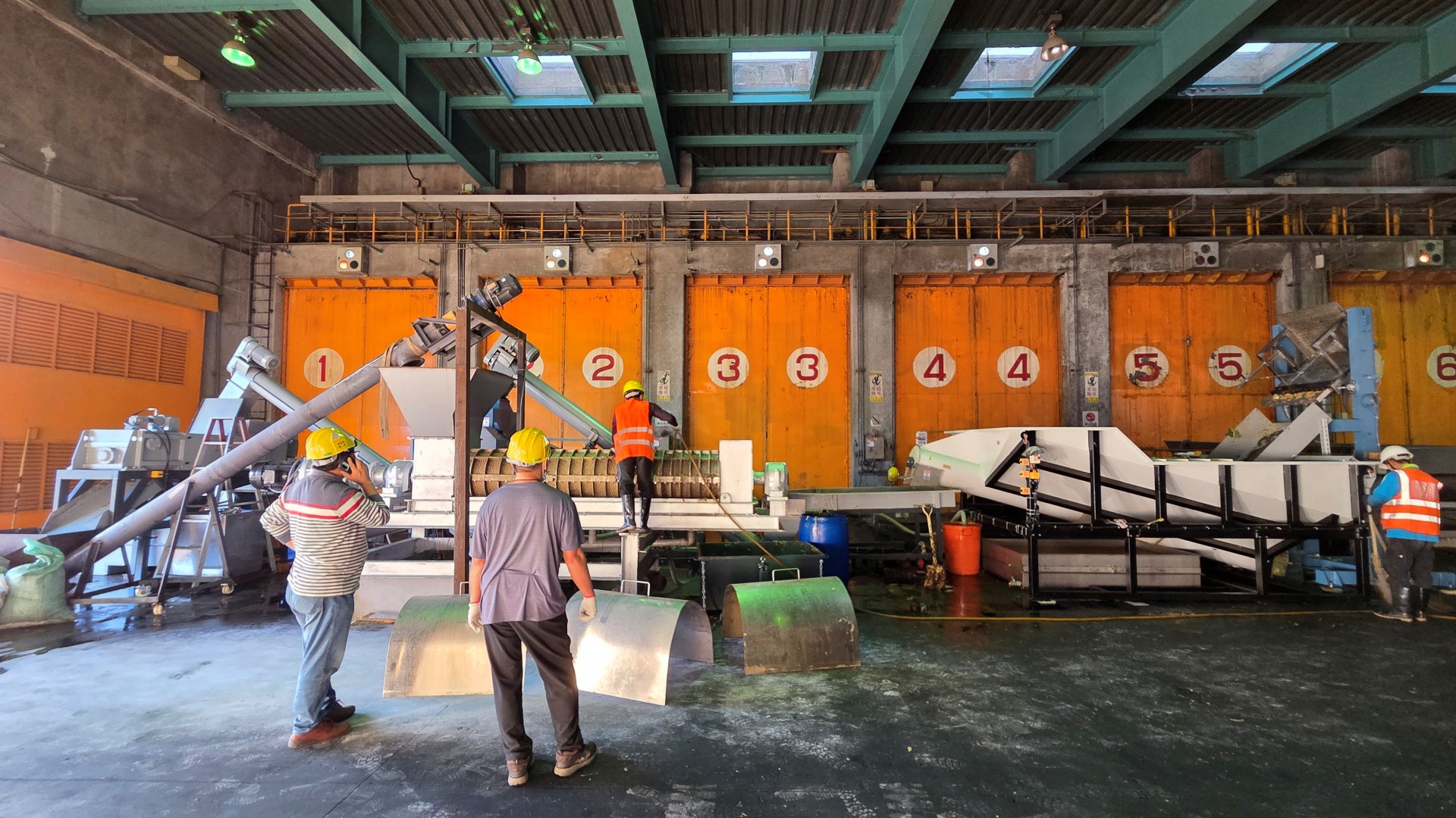 台中市文山焚化廠設置廚餘固液分離機