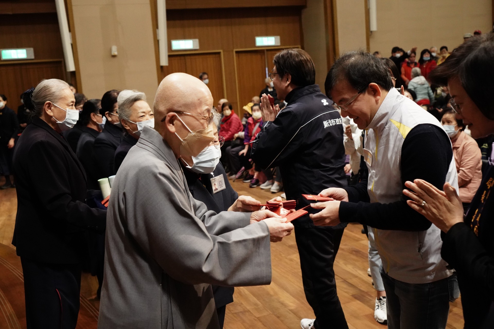 慈濟基金會表示，歲末祝福不僅是心靈的洗滌，更是願力的啟動。