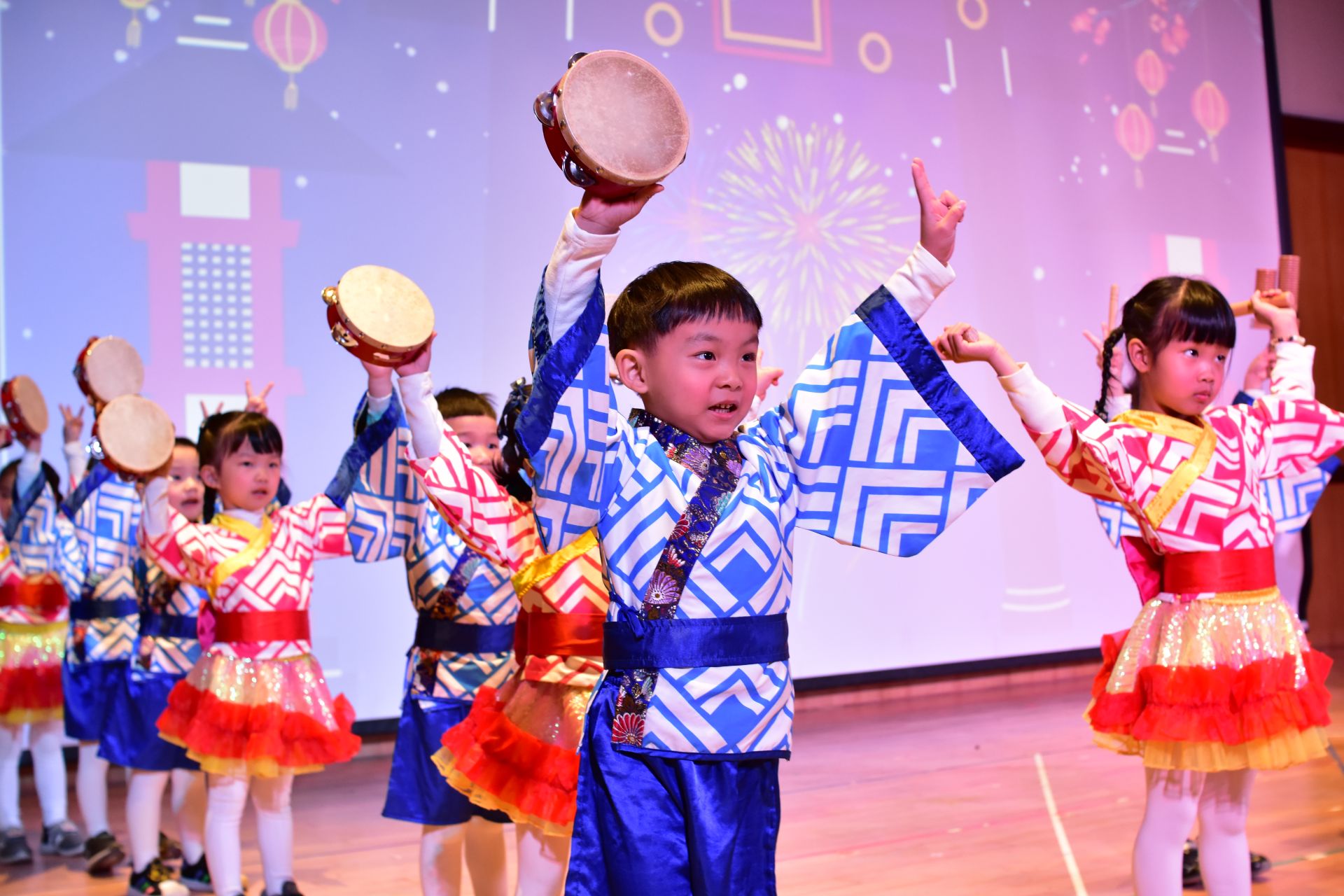 節奏樂敲擊出震撼的節奏和律動，培養對音樂的美感饗宴