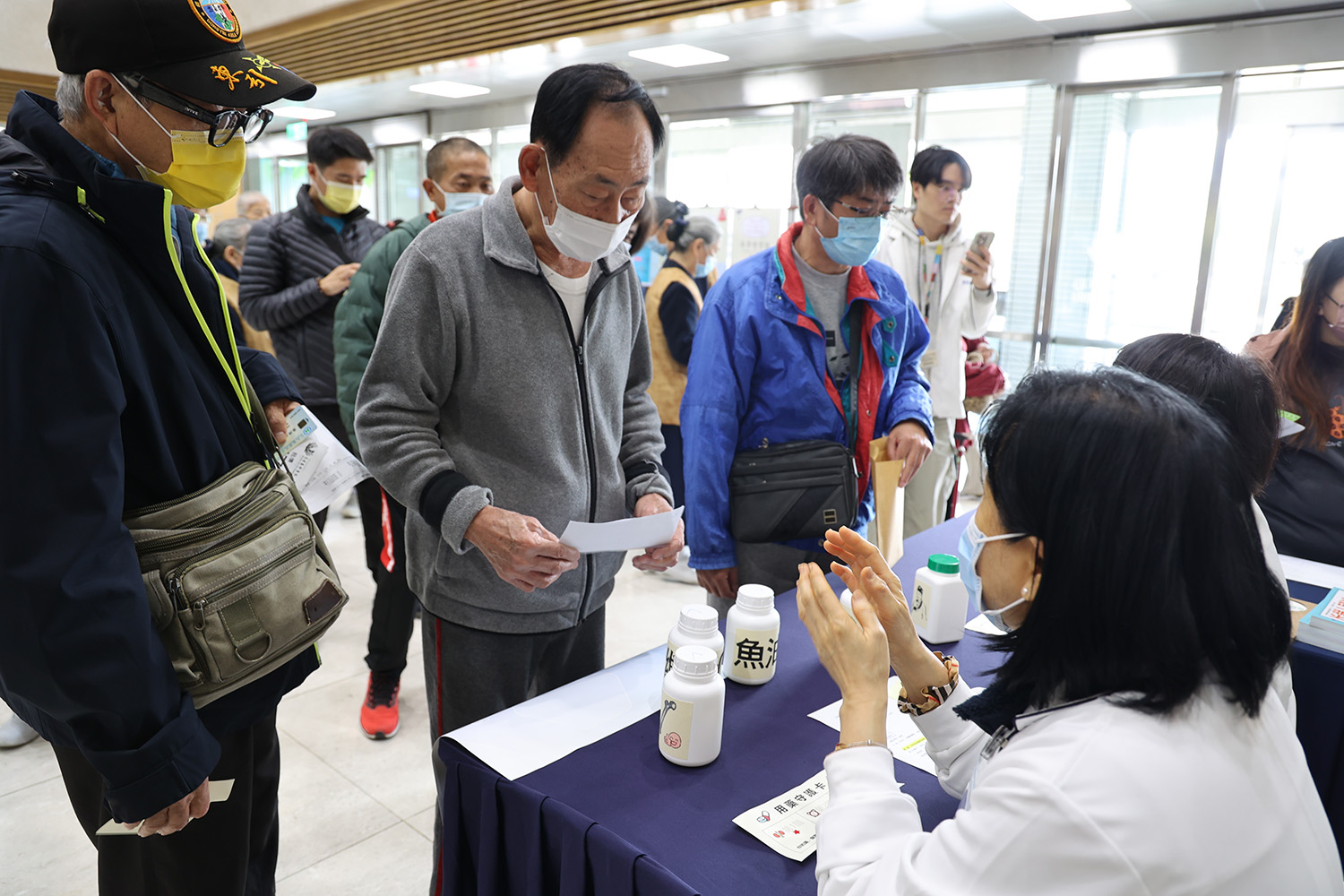 許多民眾在闖關時也一併諮詢用藥問題，對如何用藥更能正確掌握，收穫滿滿。