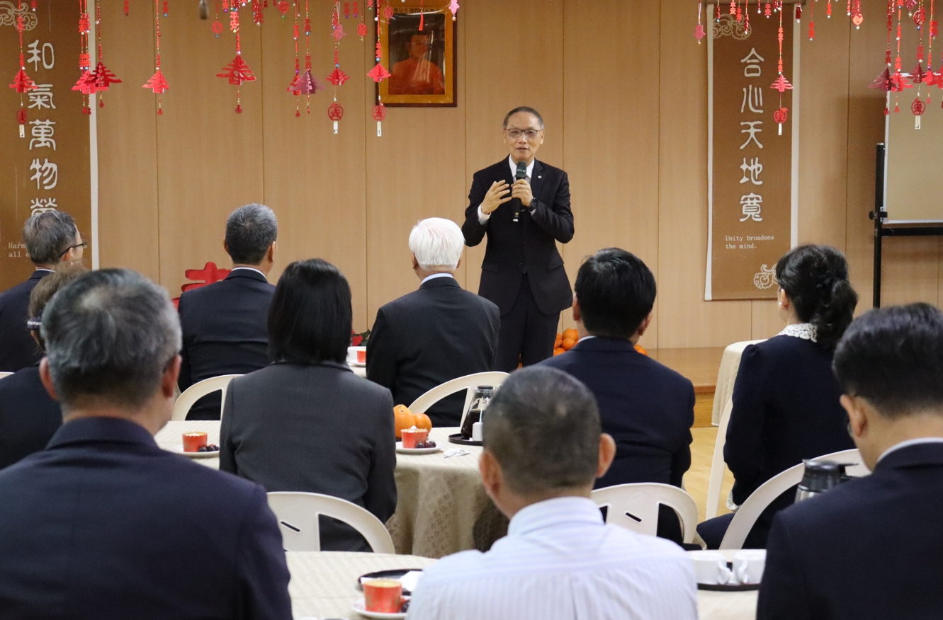 活動由慈濟基金會執行長顏博文向各企業代表致意,展現慈濟與企業攜手推動社會向善的決心。
