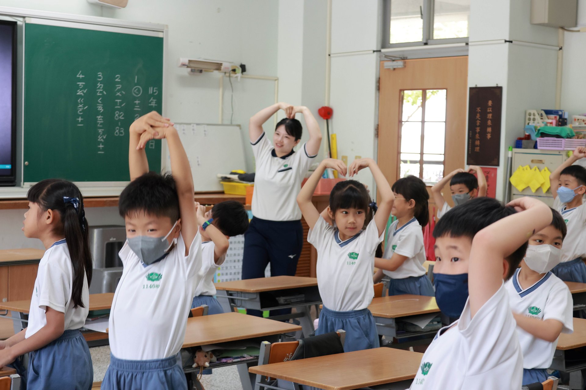 臺南慈小點土成金 世界環境日用行動力挺地球退燒