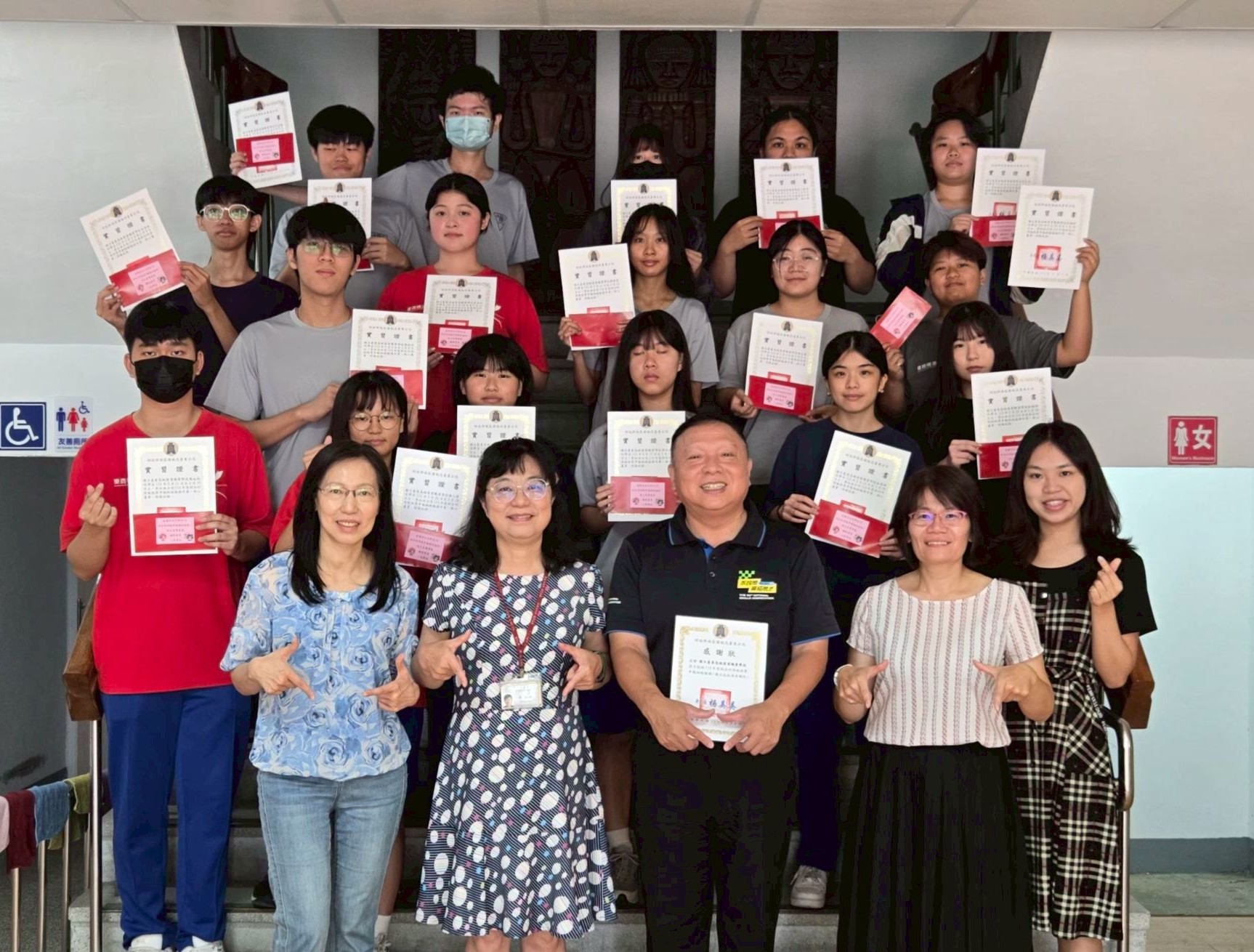 技職教育走入生活 臺東高商納稅服務隊展現實作力