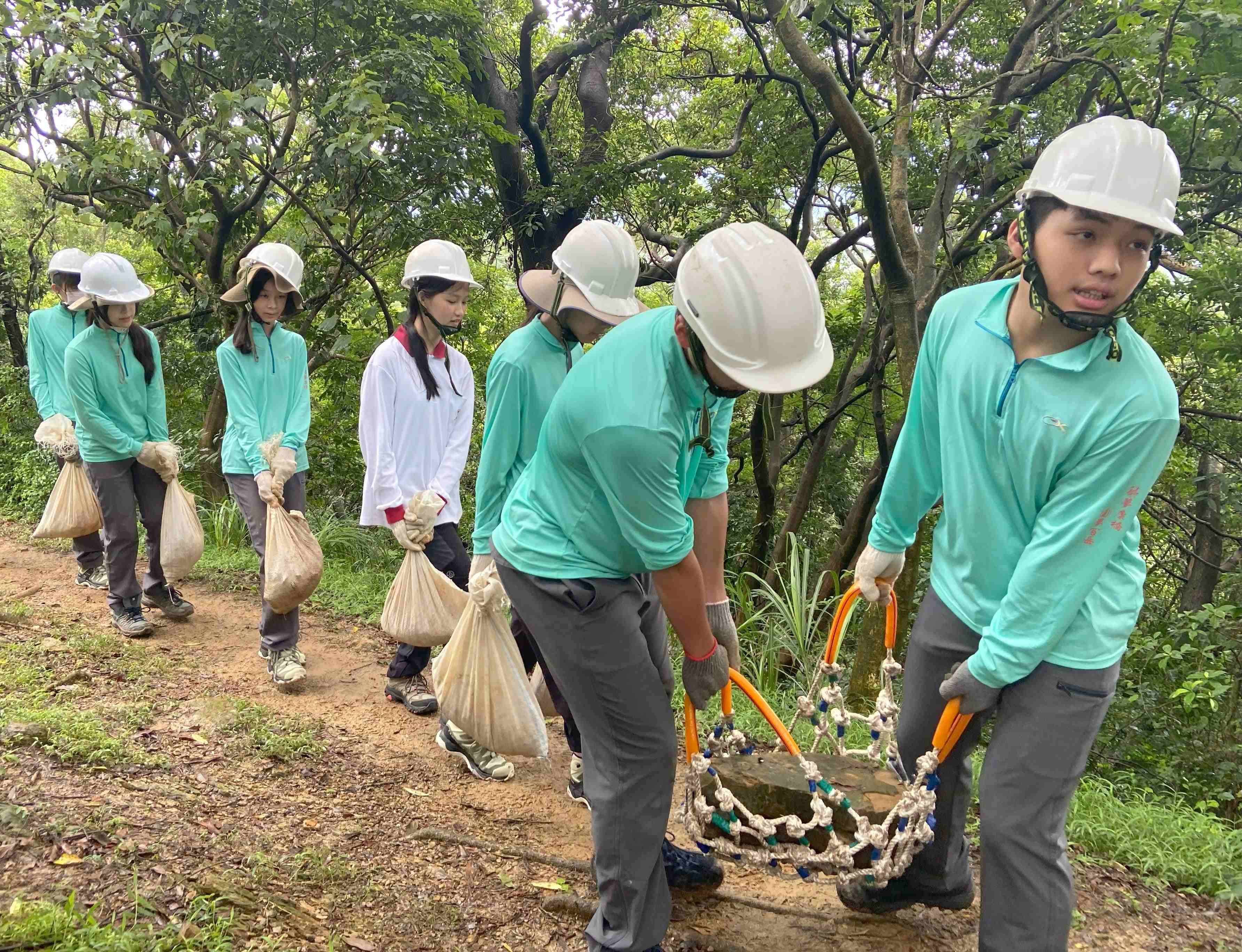 用雙手守護山林 微笑山線邀你一起手作步道