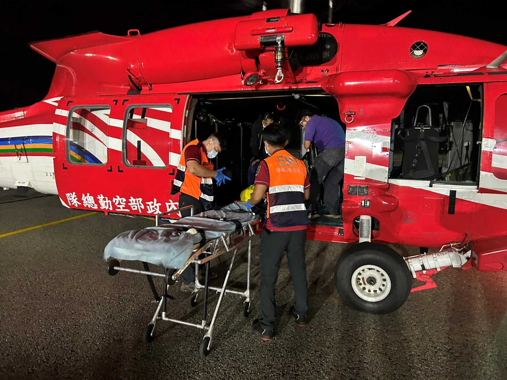 澎湖縣望安機場緊急醫療後送(EMS)任務