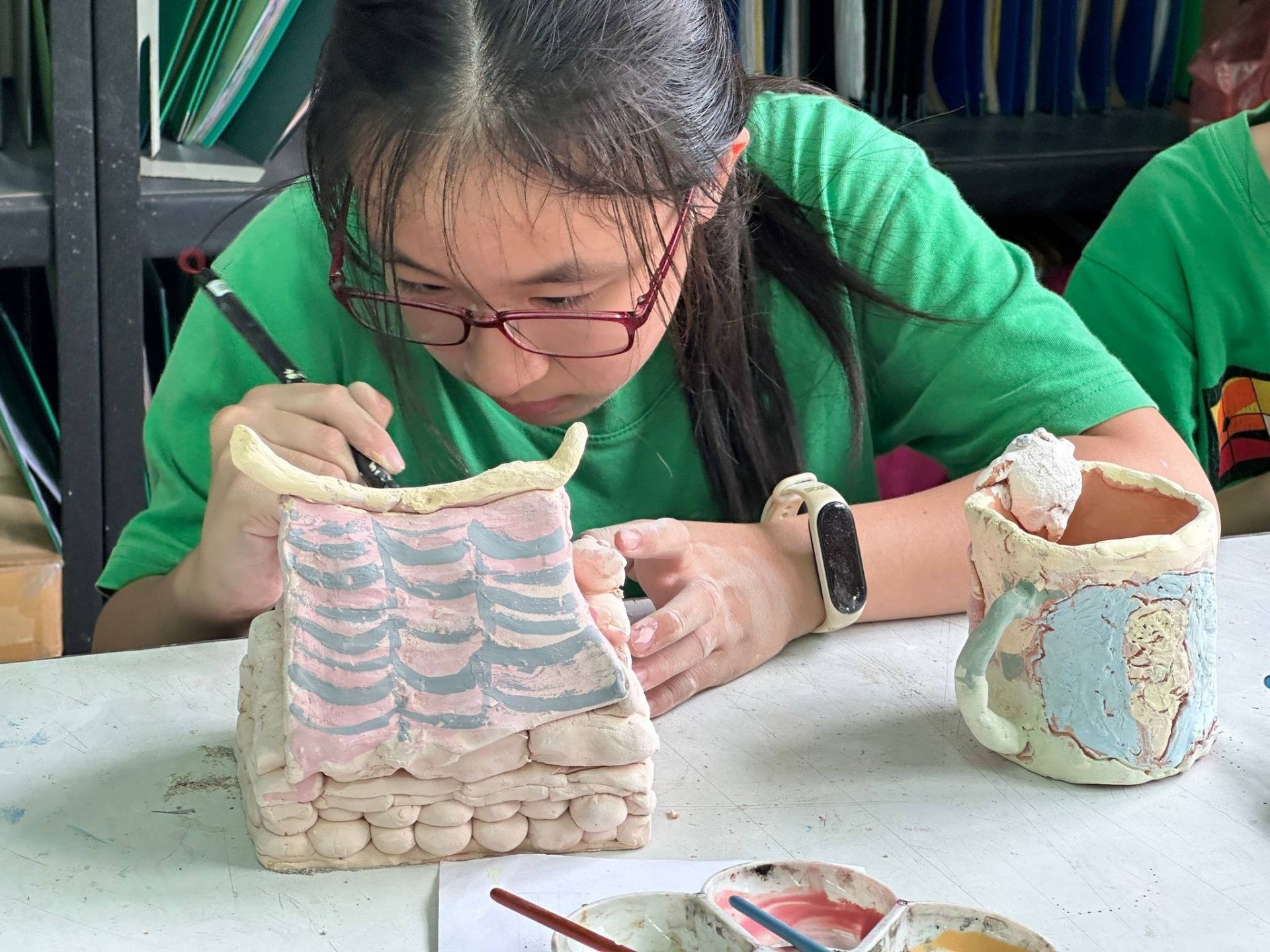 在「做中學、學中做」的過程中，培養跨域思考能力與生活美感素養