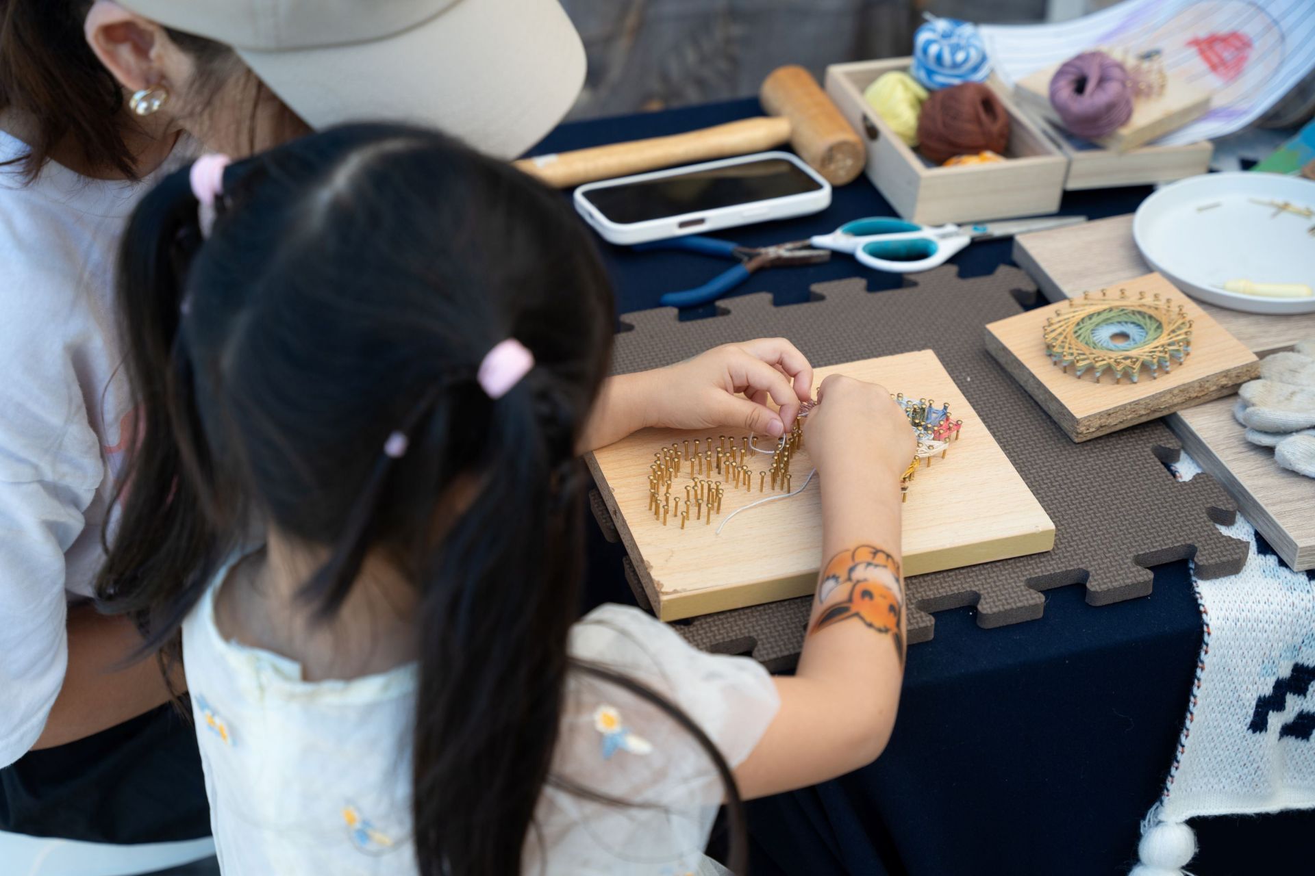 沉浸式工藝體驗的五感學習過程，為孩子帶來幸福自在的時光