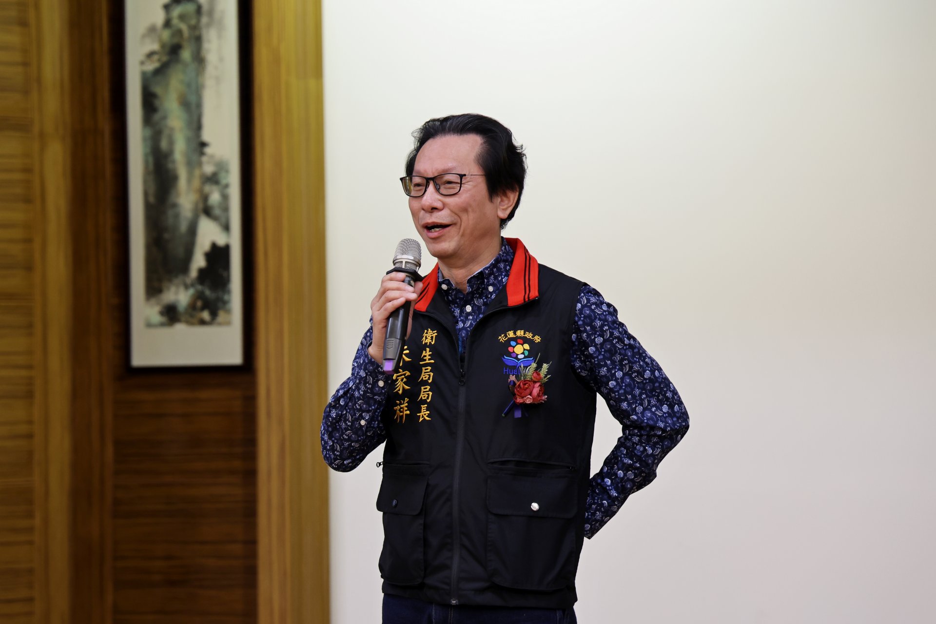 花蓮縣衛生局局長朱家祥說，在醫療體系中「沒有護理，就沒有醫療」，唯有讓社會看見護理價值，才能推動護理專業永續發展。