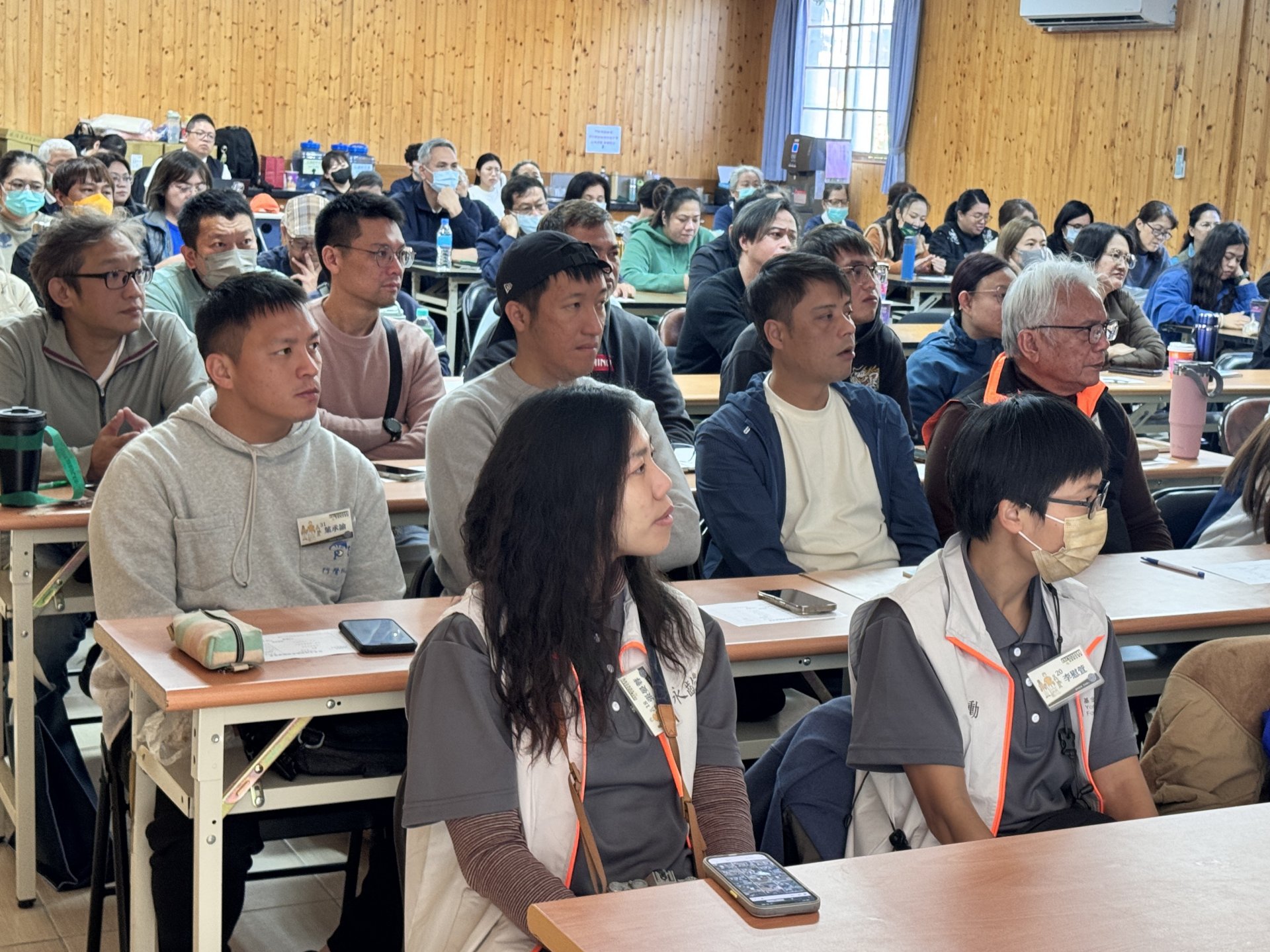 慈濟與微光行動協會合辦光復鄉防災士培訓課程，3月7、8日在光復糖廠舉辦，近90位民眾出席