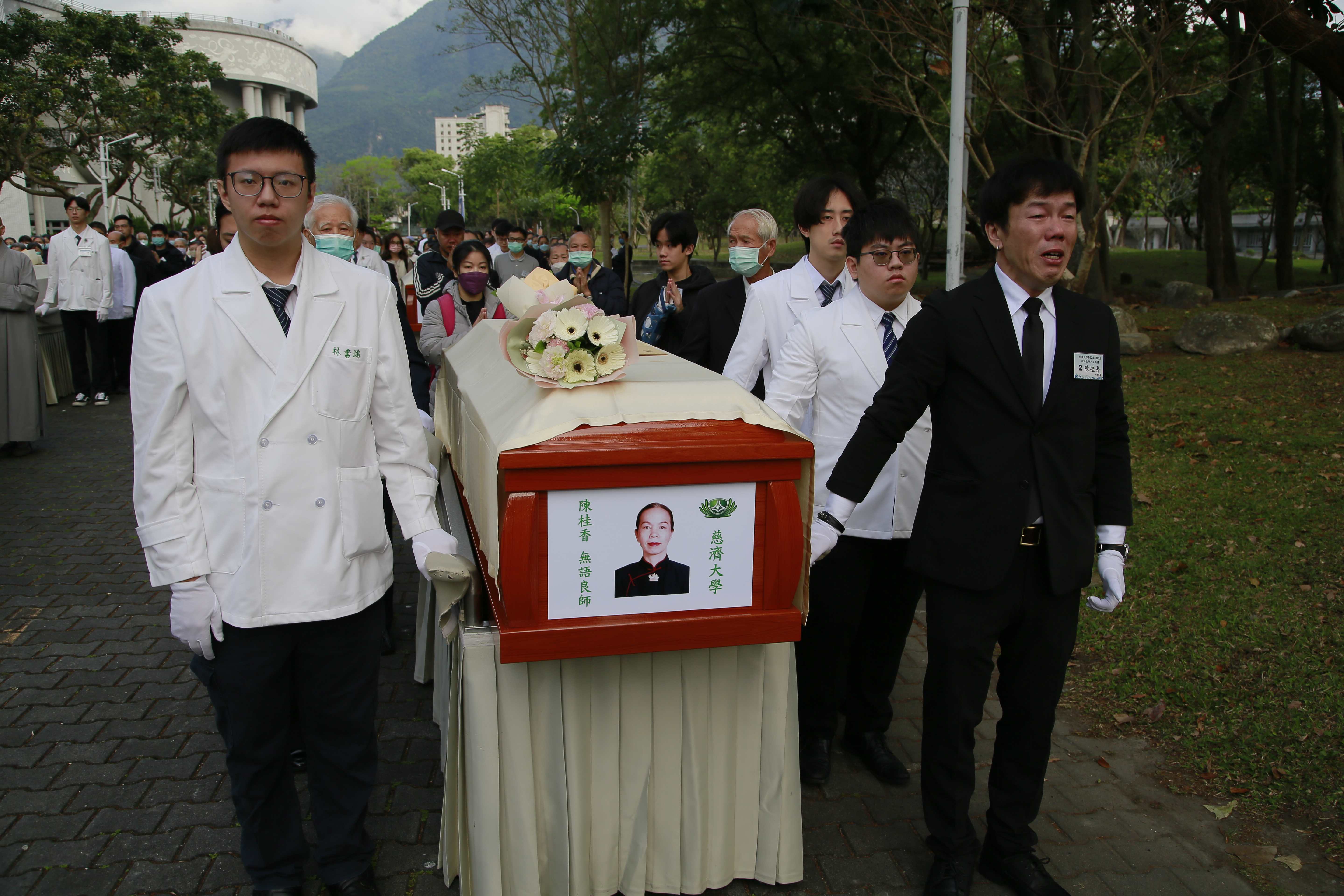 相信無語良師絕不是一時衝動，而是充分理解生命後的深刻決定