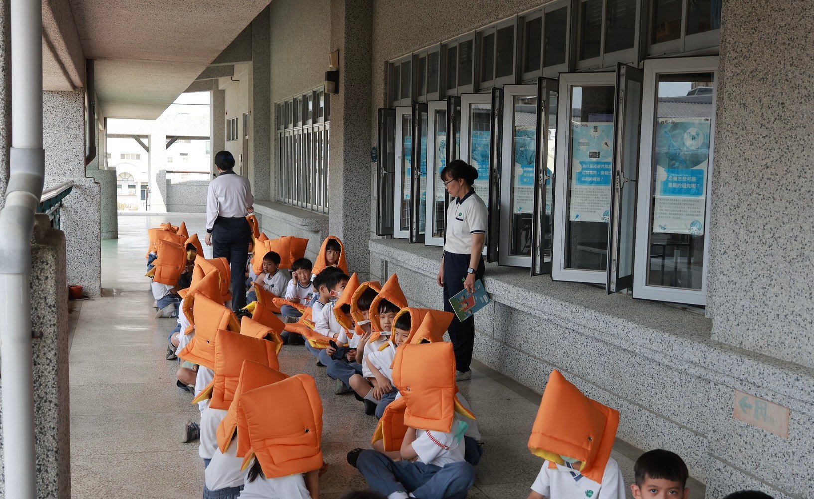 防災帽守護頭部也安定人心。