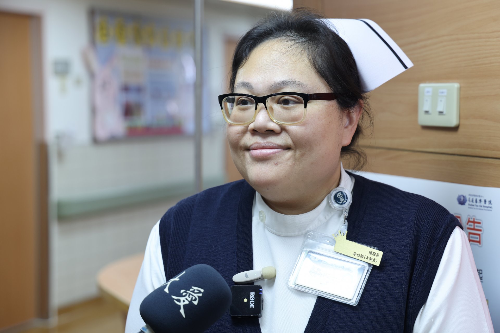 二七西病房護理長李依蓉叮嚀。考慮到近期腸病毒及B型流感進入流行期，春夏交替之際天氣變化大，呼籲家長與孩子注意手部衛生、配戴口罩，守護自己也守護家人的健康。