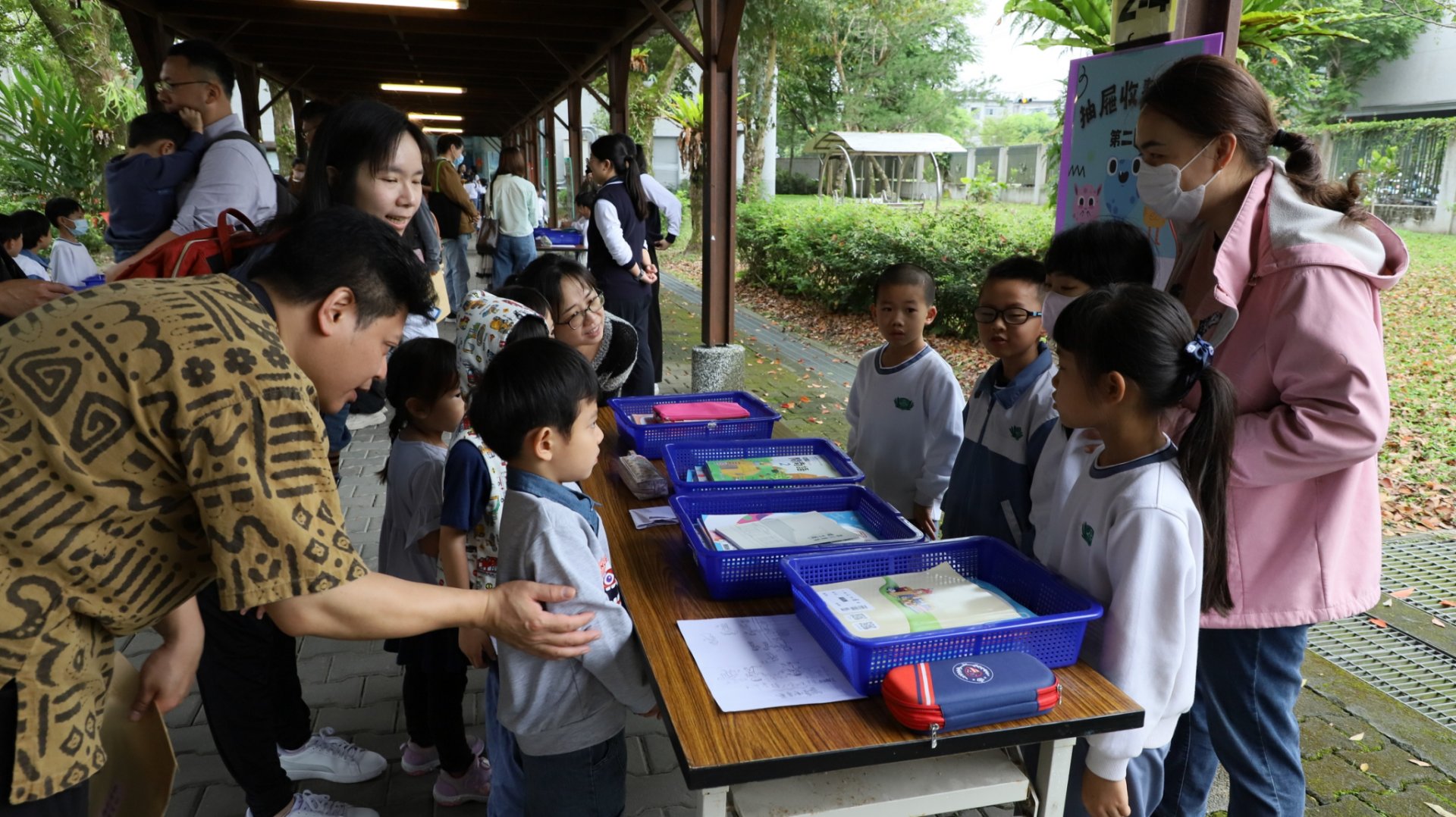 慈小校園各地都化為學習場域