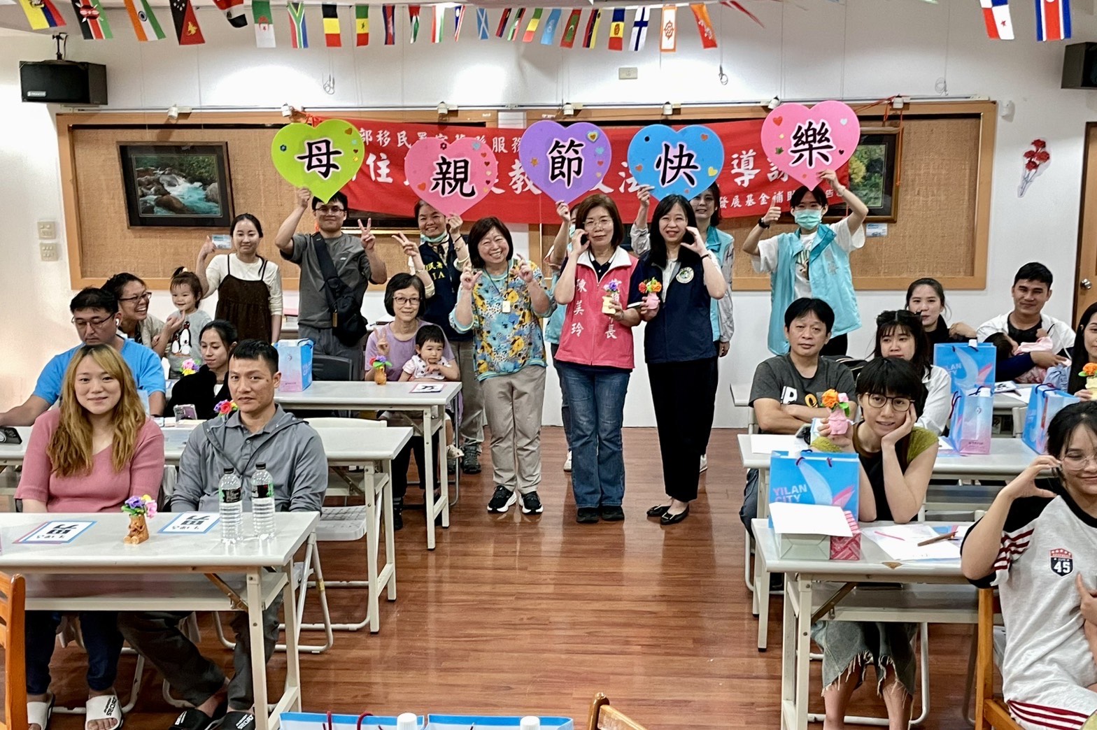 移民署攜手宜蘭市公所與新住民家庭共同歡慶母親節