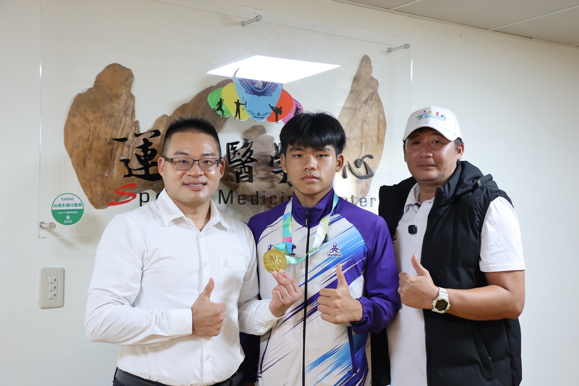 全中運標槍金牌選手 感謝花蓮慈院運醫團隊陪伴