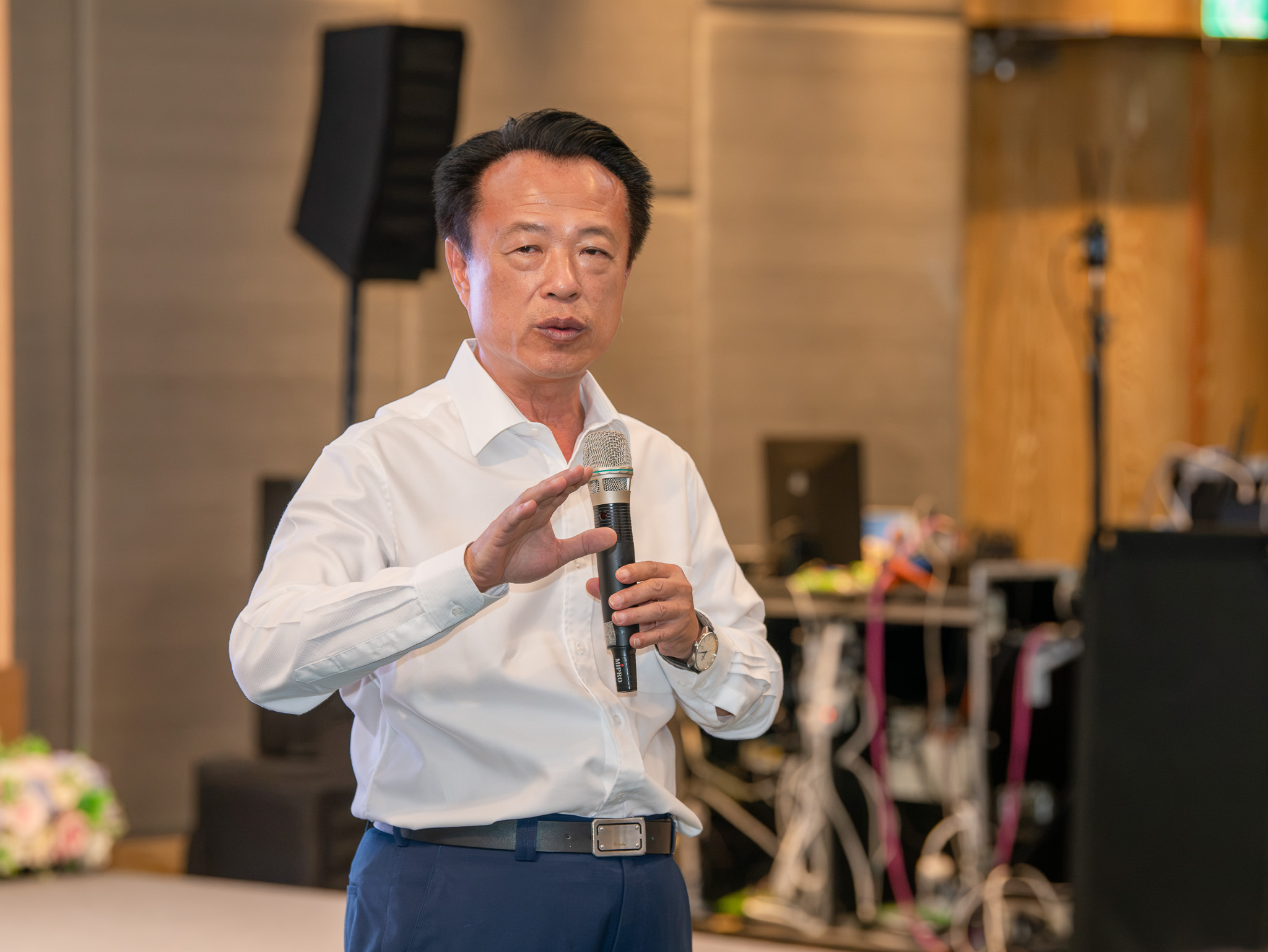 嘉義縣長翁章梁特地出席歡迎全國醫政夥伴,強調完善照護體系需中央、地方與醫療院所齊心攜手。