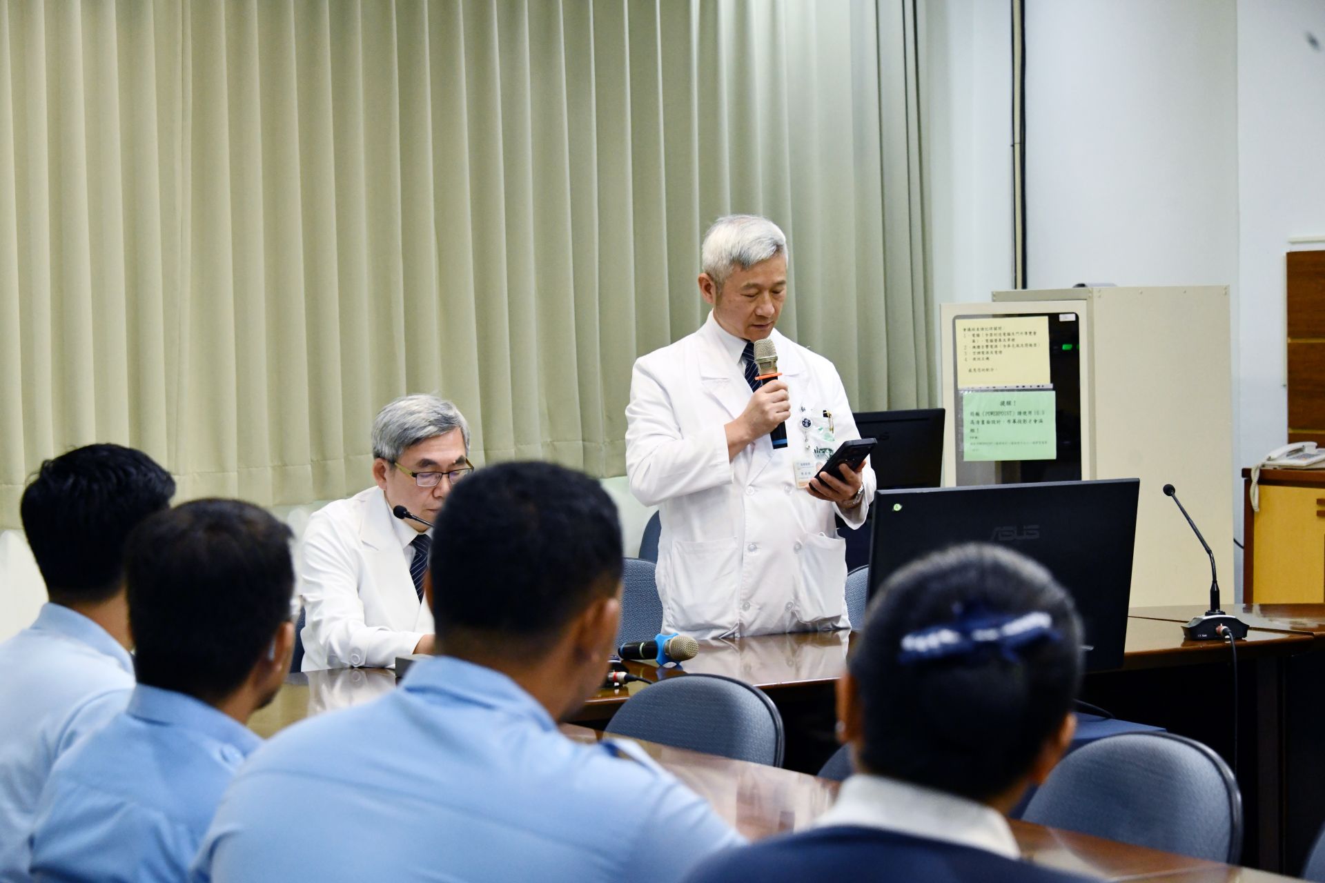 大林慈濟醫院副院長陳金城代表院長致詞。