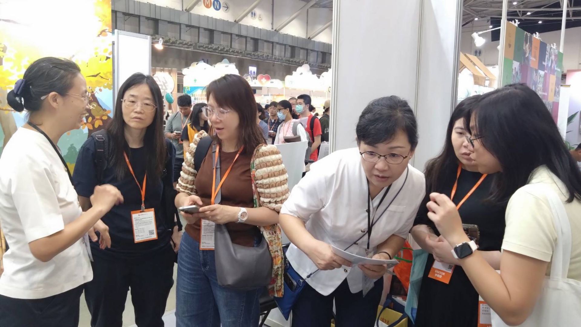 慈大將長者關懷經驗帶到台北,向大眾呈現如何凝聚校友專業及師生力量情,將人文教育