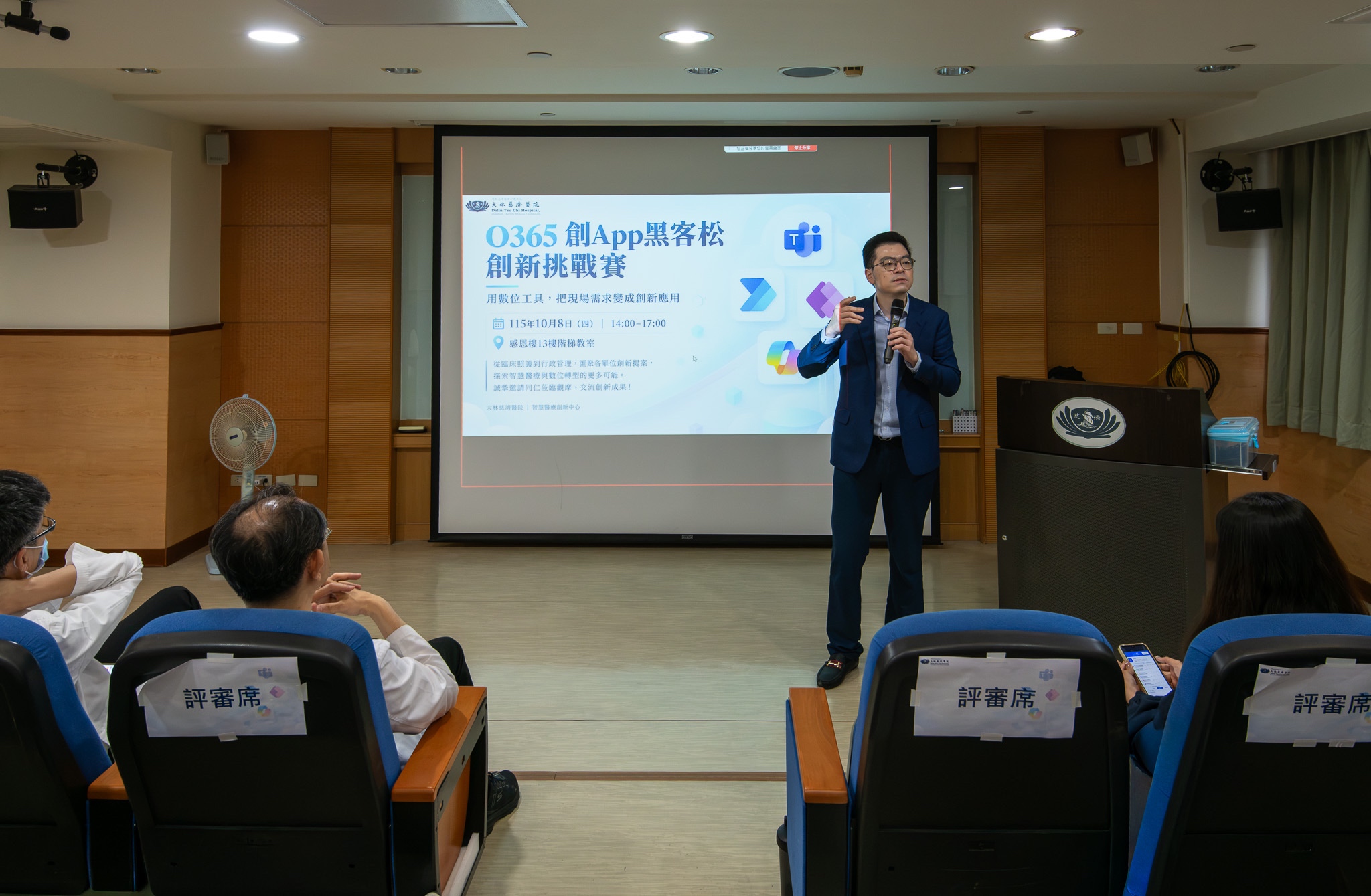 出席評審的台灣微軟「健康與醫療產業」副總經理劉致宏高度肯定21組團隊成果。