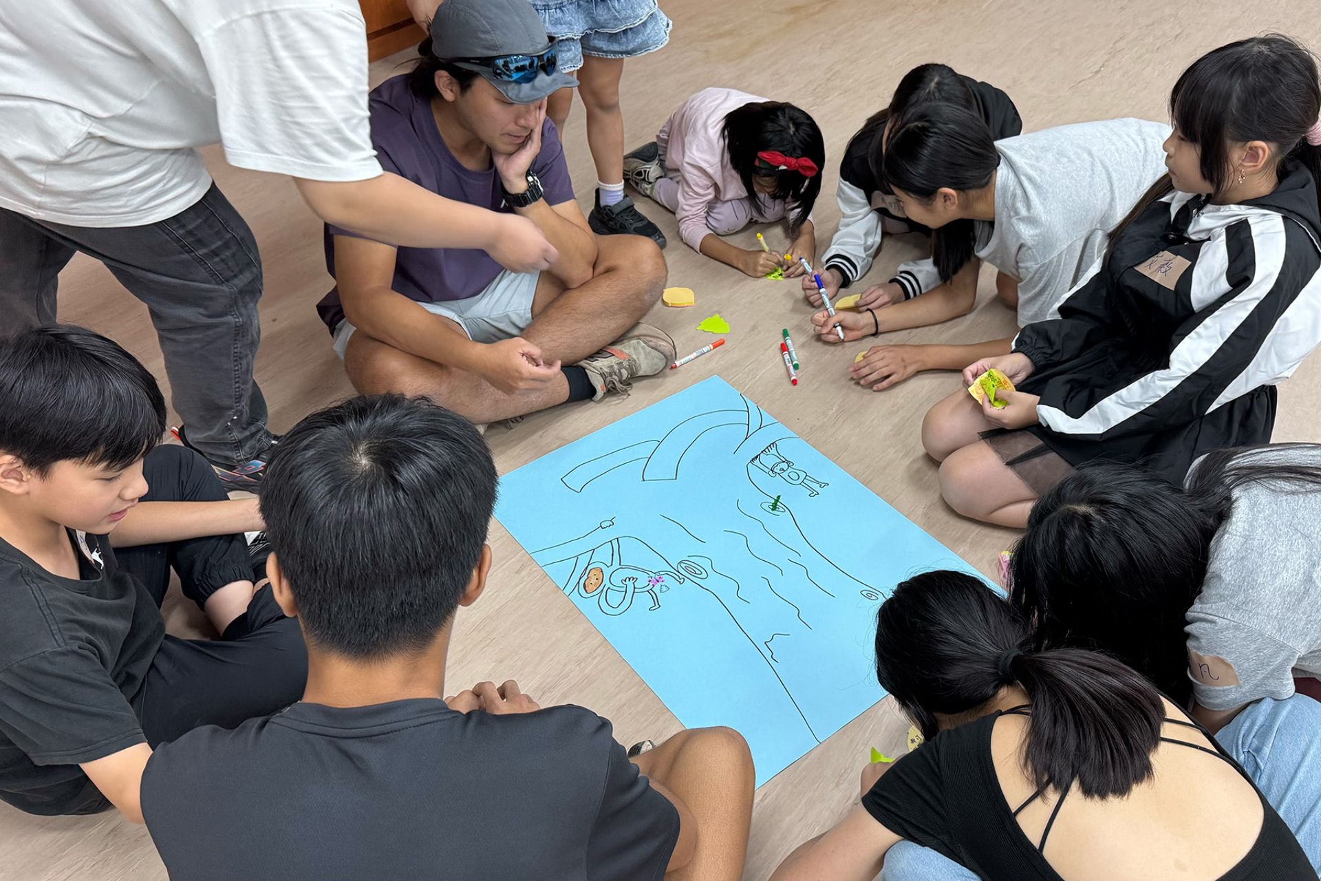 共識營也安排團隊交流活動，讓孩子彼此分享