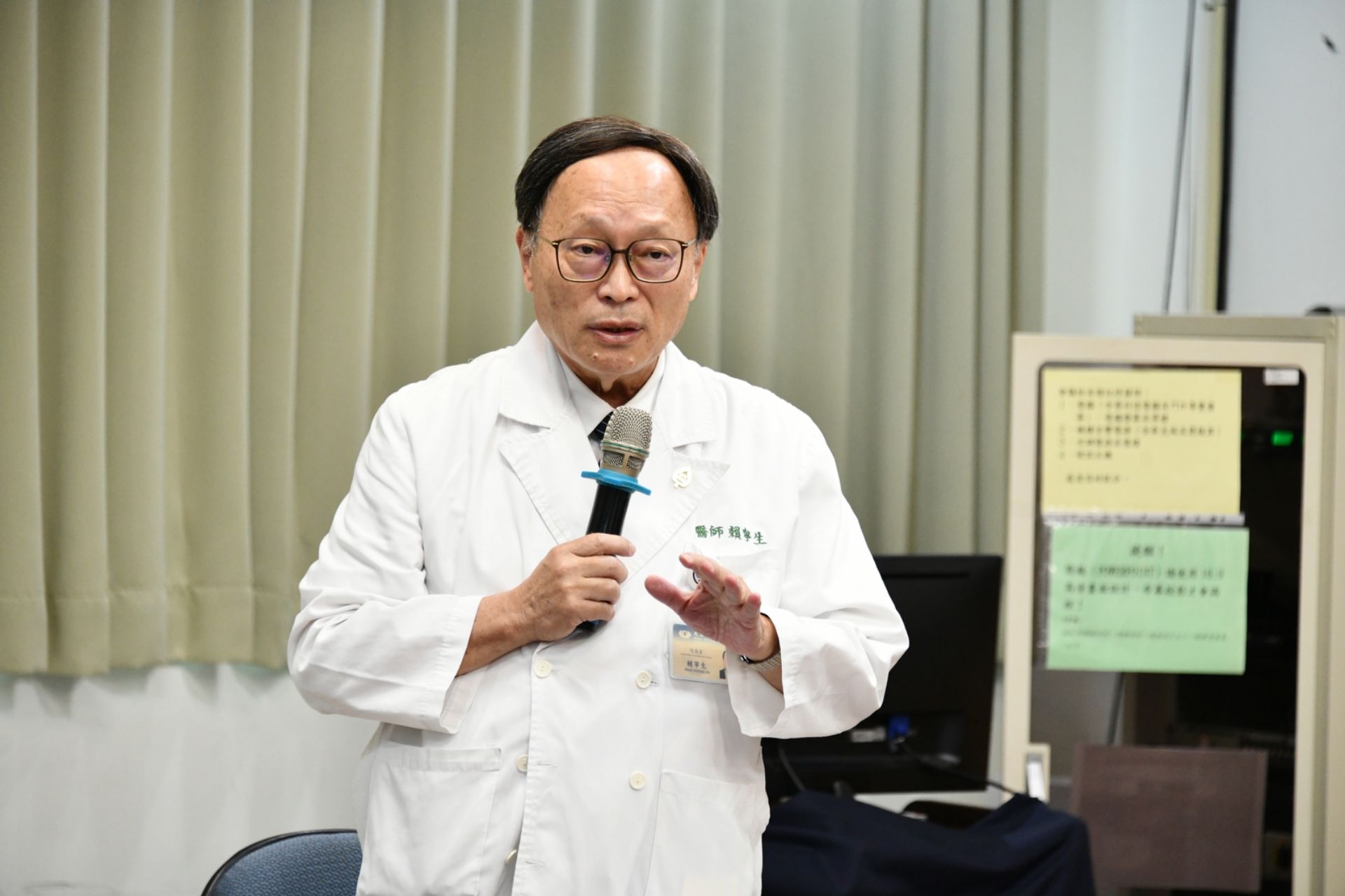 賴寧生院長期許受證學員成為推動減碳與綠色醫療的「種子部隊」