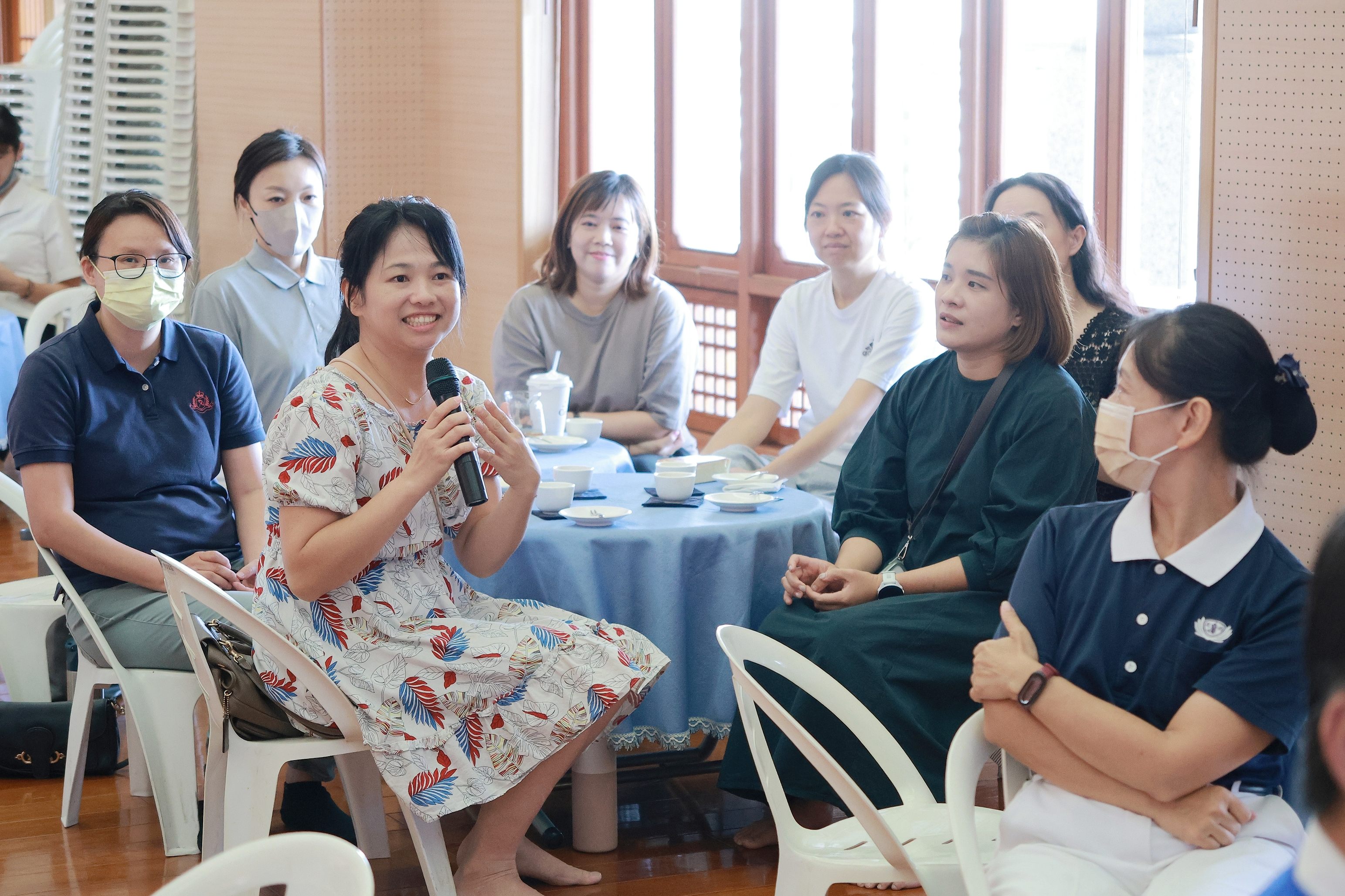 孩子分別就讀慈濟幼兒園及國小的家長，希望透過志工服務，陪孩子走過每一段成長旅程