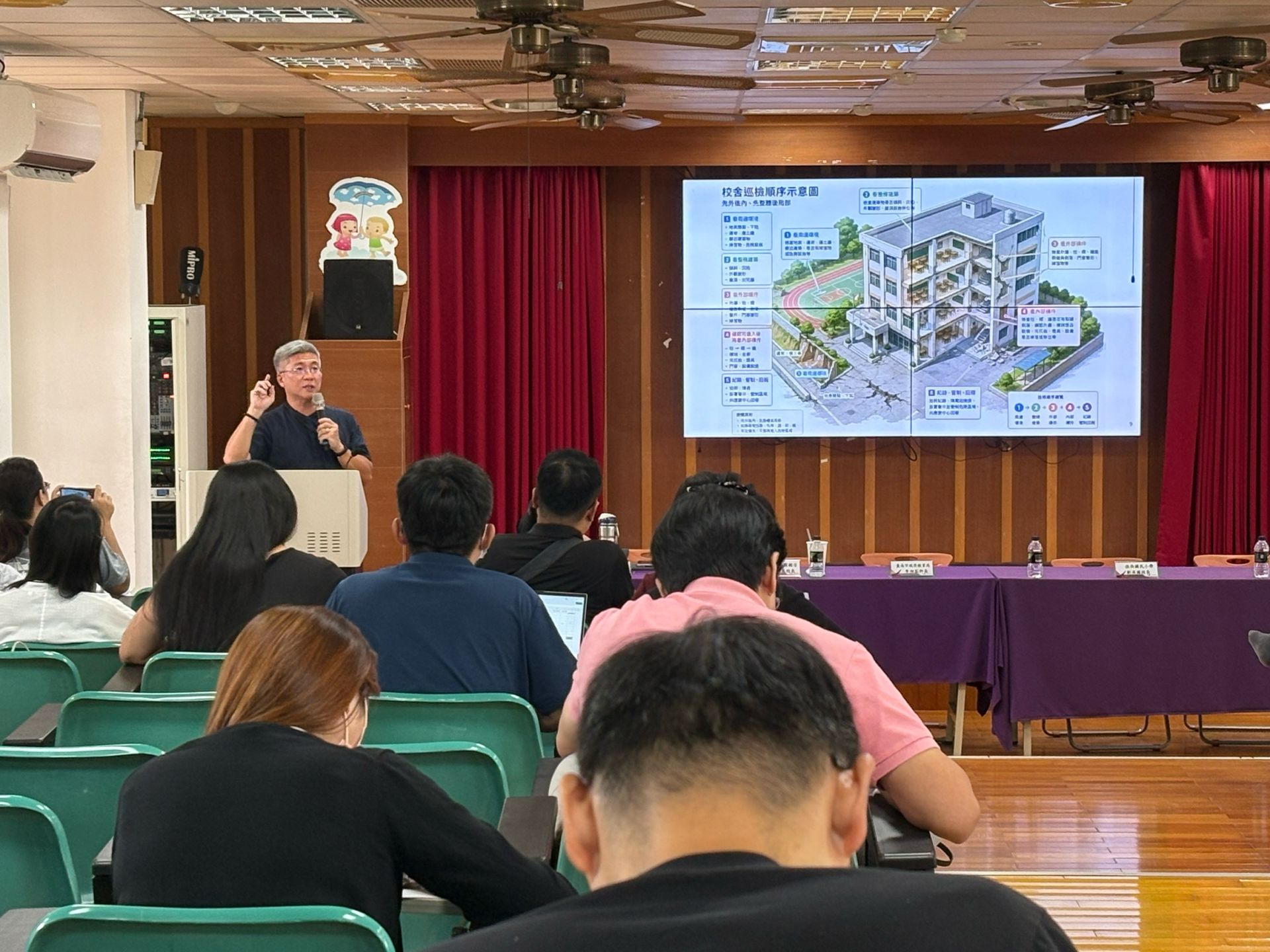 臺南市114年度防災校園評選7校獲獎、1校長獲肯定