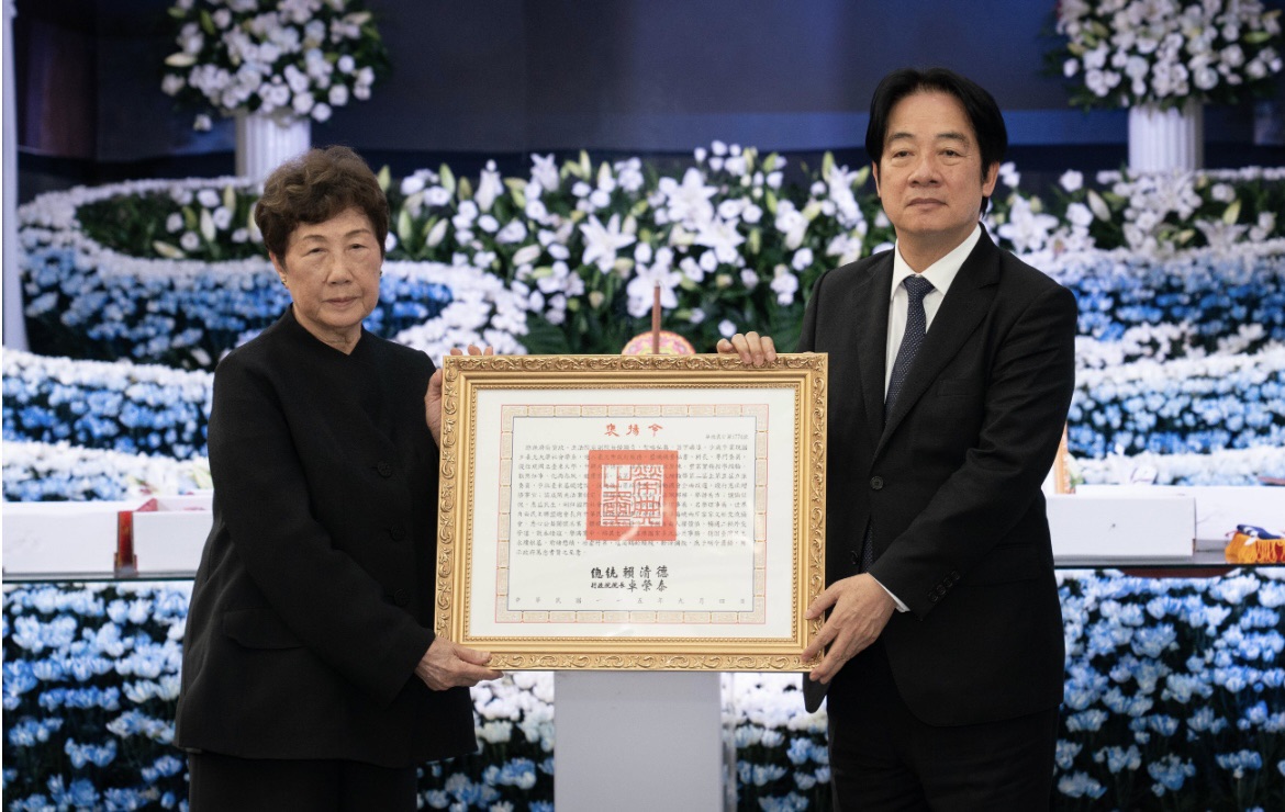 饒穎奇告別式 總統頒褒揚令表彰畢生貢獻