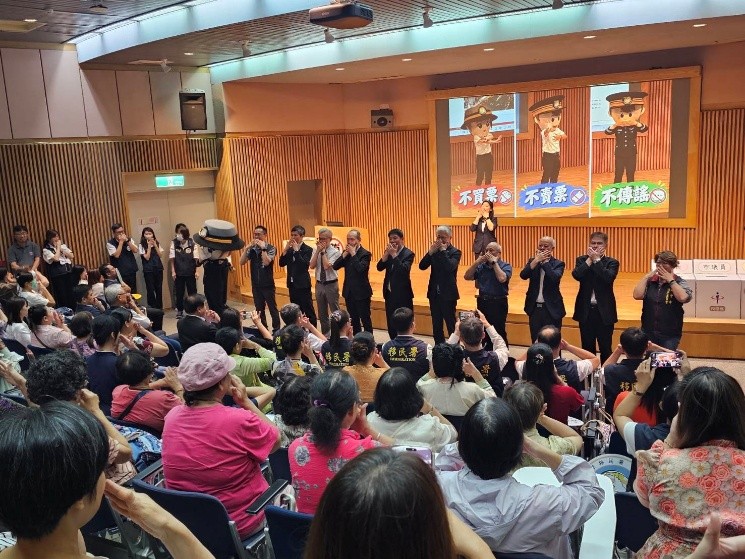 貴賓帶領新住民朋友一起行動反賄選