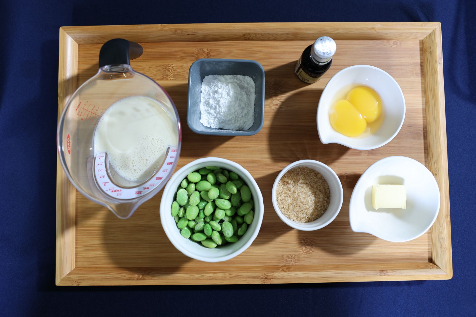 毛豆豆漿卡士達醬，材料有毛豆、水、無糖豆漿、蛋黃、砂糖、玉米粉、無鹽奶油。