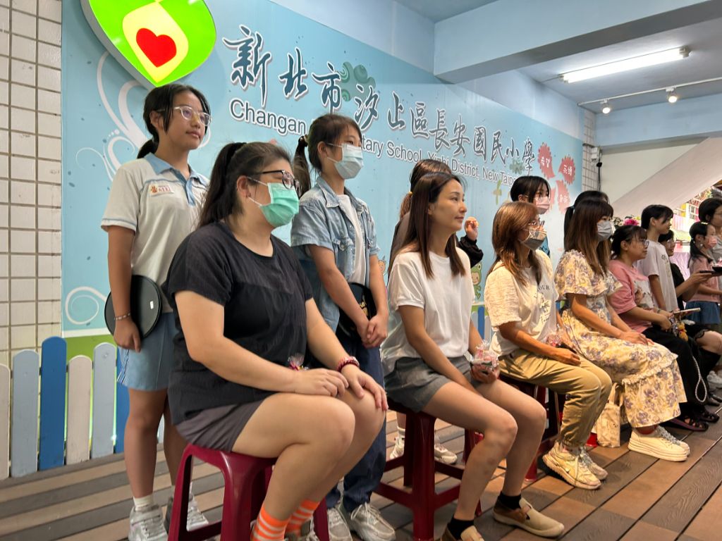 汐止長安國小敬師奉茶 清茶酥餅蘊含尊師之意